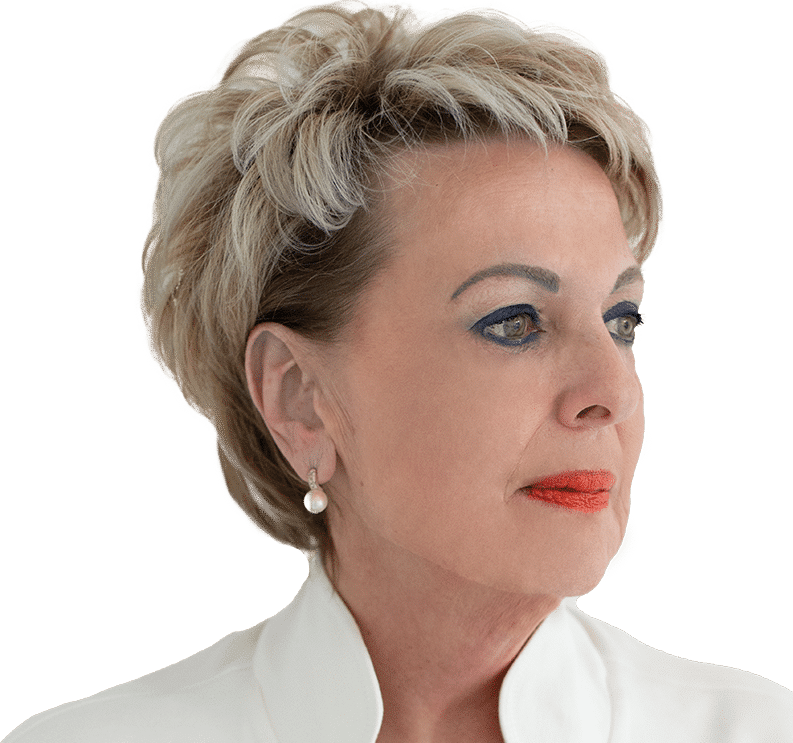 Evelien Foks, ervaren paragnost helderziende en medium, gespecialiseerd in spiritueel advies, reïncarnatie, en zielenlezingen